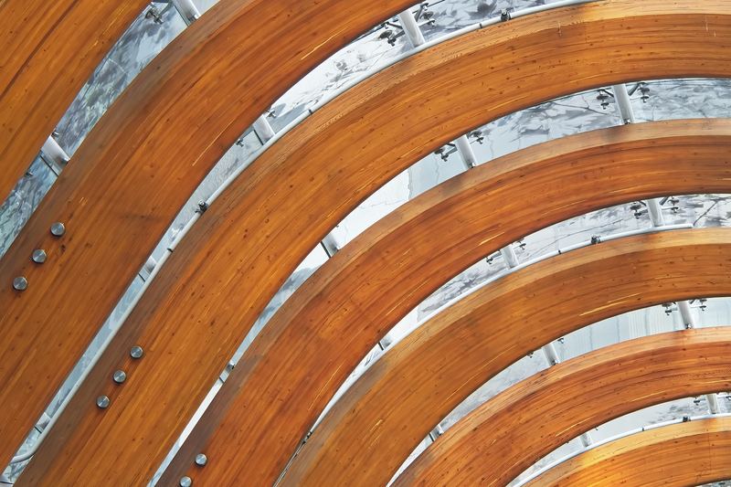 Assemblage d'une charpente en bois traditionnelle